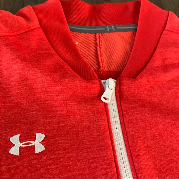 Red Under-Armour Zip up - Picture 4 of 5